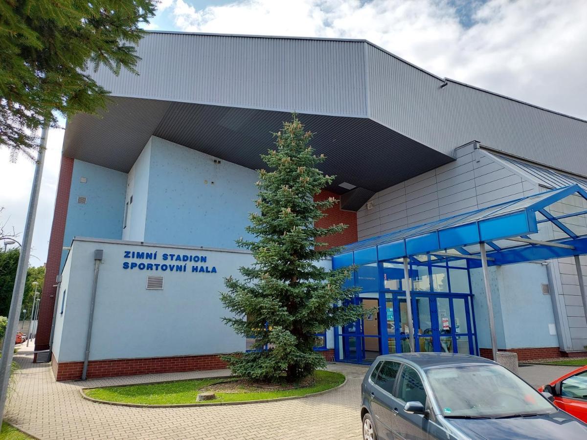Ubytovna Zimni Stadion Litoměřice Exterior foto
